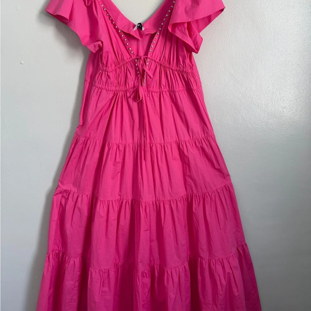 Pink maxi dress with ruffles and stepped skirt - Picture 9 of 11